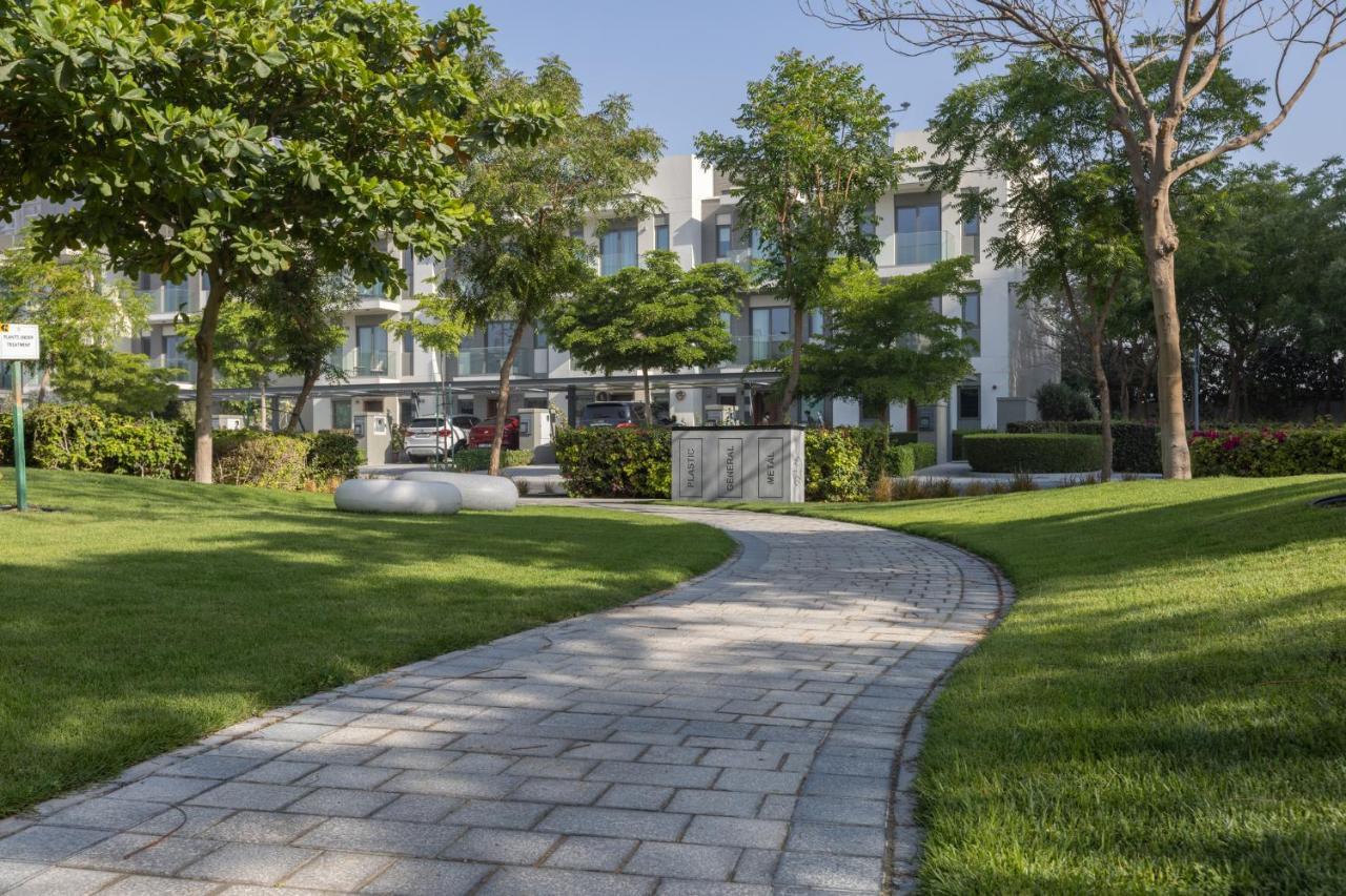 Stay By Latinem Luxury 2Br Holiday Home Cv B609 Near Burj Khalifa Ντουμπάι Εξωτερικό φωτογραφία